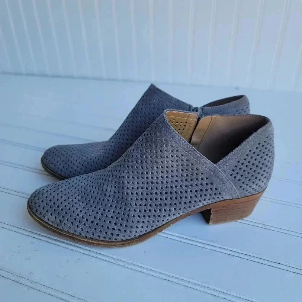 LUCKY BRAND Fall Booties grey Suede eyelet Ankle Boots Women shoe 9.5 M